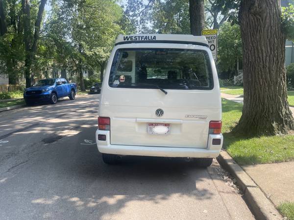 Volkswagen Eurovan Full Camper - $14,500 (evanston)63618795339907124