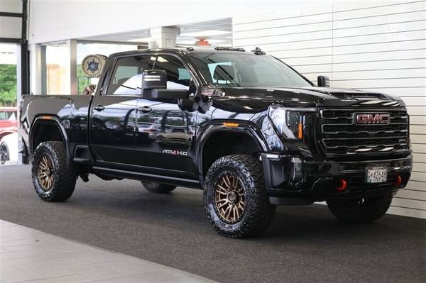 2024 GMC SIERRA 3500 AT4 - Photo 2