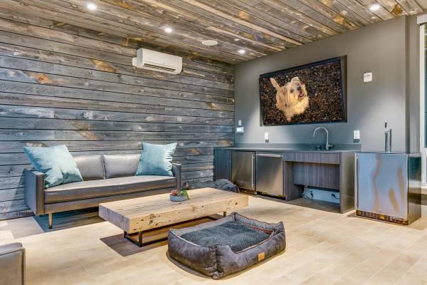 $1,935 / 559ft2 - Decks, Now Showing, Dog-Friendly Lounge with Kegerator, City Views (South Lake Union)63885124941953121