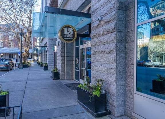 $1,893 / 469ft2 - Stellar Views, A/C, Washer + Dryer, Diswasher, Gym! (Seattle - Tacoma)63995108967171121