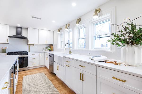 $4,500 / 3br - Apartamento de 3 dormitorios/2.5 baños en Melrose | Waverly Pl63817612555139120