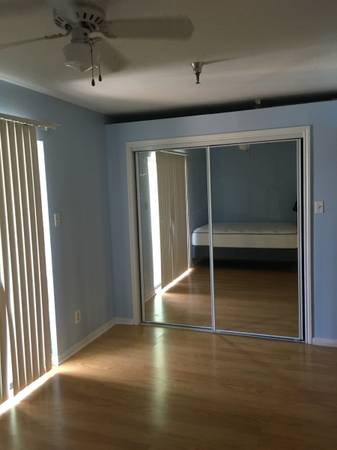 $1,200 / 684ft2 - Condo on the Island (Padre Island)64036536405763123