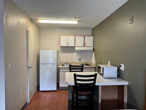 $369 Emerald Suites Dunlap64024821465601122