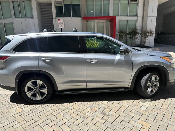 2016 Toyota Highlander Limited AWD - $19,400 (SOMA / south beach)63654702818433121
