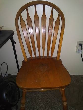 4   kitchen chairs 1