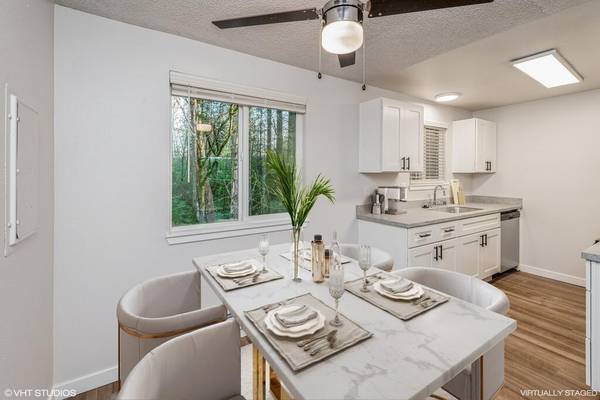 $1,545 / 1br - 672ft2 - Media Center/Movie Theatre, Washer/Dryer, Range, Kitchen63995108605442121