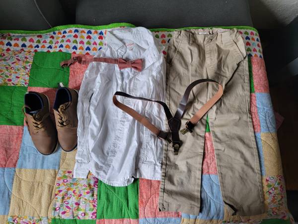 Boys size 6/7 wedding/church/formal attire 1