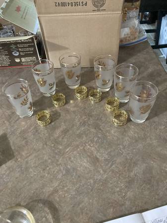 FROSTED LIBBEY BARWARE SET OF SIX GLASSES  GOLD LEAF DESIGN. 1