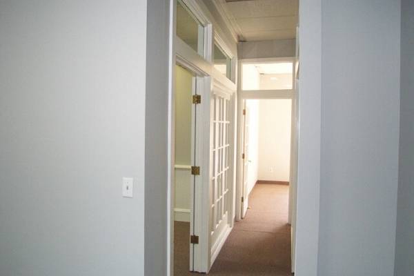 $2,400 / 1050ft2 - Five Room Professional Office Suite (Acton)63856339098627124