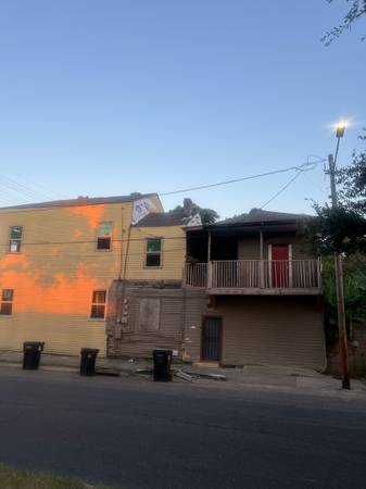 $150 / 1br - 90ft2 - ROOMS $150 per week (New Orleans)63792120080003121