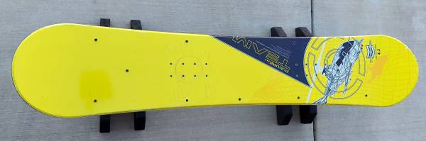 Nuevo banco-banco de SNOW BOARD "Future Team" para interiores y exteriores, 56" de ancho - ¡¡GENIAL!! - $119 (Manteca, Ca.)63471206479619123