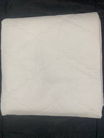 New Twin Waterproof Mattress Cover 1