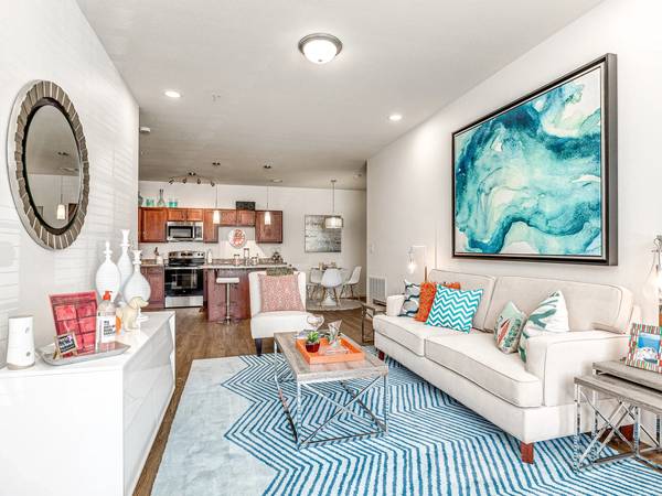$1,105 / 1br - 821ft2 - Free Car Care Area, 1/bd 1/ba, Tulsa OK63806193489409124