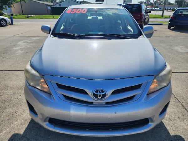 2011 Toyota Corolla LE - $4,500 (East Indy)63621981781249123