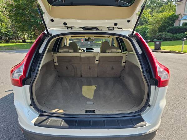 2010 volo xc60 - $3,900 (Marietta)63620796305411124