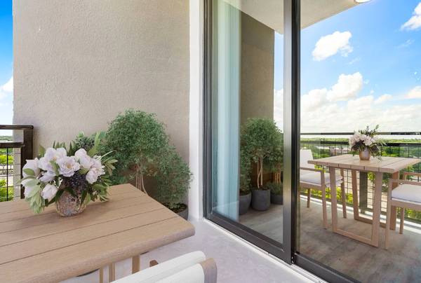 $1,800 / 1br - Spacious 1/1 , 2/2 and 3 bedrooms (Coral Springs)63825137203201120