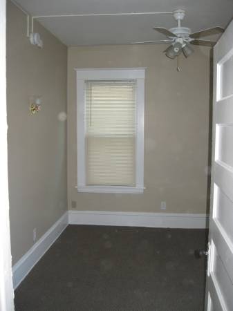 $2,000 / 5 habitaciones - Unidad de 5 dormitorios/2 baños ubicada en el noreste!! (Minneapolis)63868700987393122