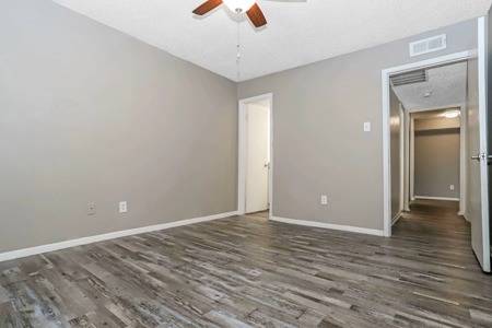 Mini Blinds, Access Gated, Ceiling Fans 1