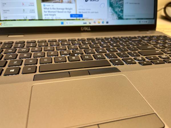 Dell latitude 5510 15.6” Touch laptop/ ref. Intel i5-10310u, 16GB memory, 256G - $299 (Alpharetta)63469931323265123
