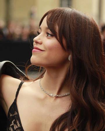 Full-Body Massage for Deep Relaxation & Renewal 1