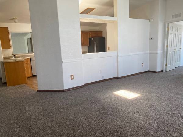 $89.995 / 3 habs - 1792 pies² - Comunidad activa para mayores de 55 años. 3 dormitorios, 2 baños, impresionante + habitación adicional (Apache Junction)63381344422145122