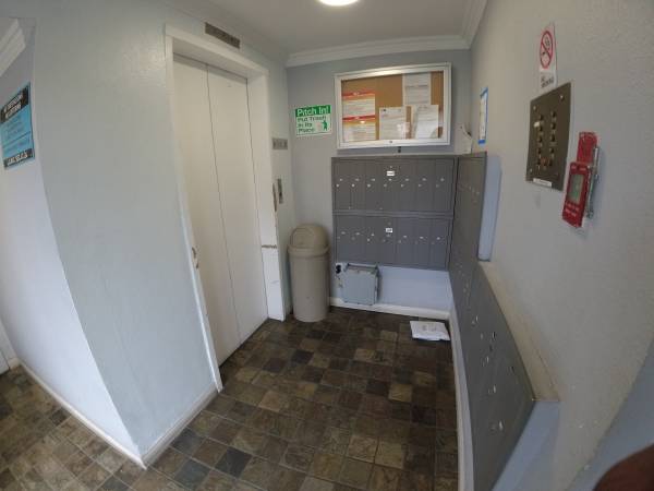 $1,550 / 500ft2 - Spacious Studio with Parking (Koreatown)63700939646979121