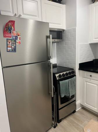 $2,150 / 3br - 🏙Spacious Master Bed in Midtown🏙 (Midtown)63942978462466124