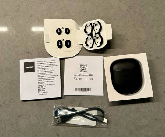 NWOB Bose QuietComfort Earbuds II 1
