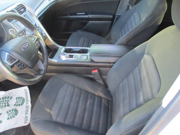 2017 Ford Fusion - $1,600 (al este de la carretera 6825, salida 290)63439207635459124