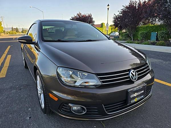 2012 Volkswagen Eos Komfort Hard Top Convertible 2D - $8991,00 (burlingame)63477537769219120