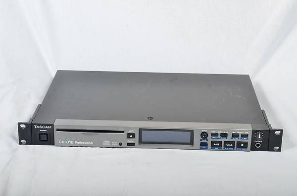 Tascam CD-01u PRO 1