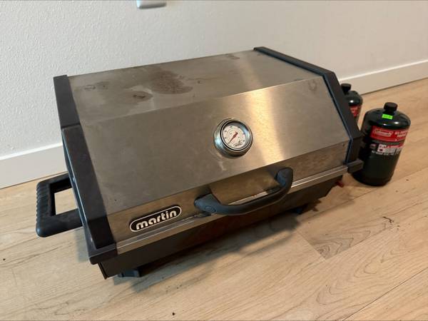 Propane Camping Grill (with carrying bag + 2 tanks) - $20 (N Beacon Hill)63442845040513121