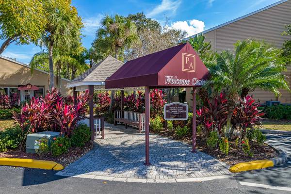 $1,299 / 1br - 600ft2 - Covered Deck, Central Air, 24-Hour Fitness Center (Move in by 10/11/25 get 6 weeks free)63976136290050124