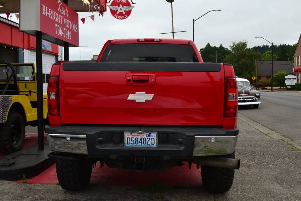 2011 Chevrolet Silverado 2500HD LTZ 4x4 LTZ 4 puertas Cabina Crew SB - $25,500 (Centralia)63482780483203122