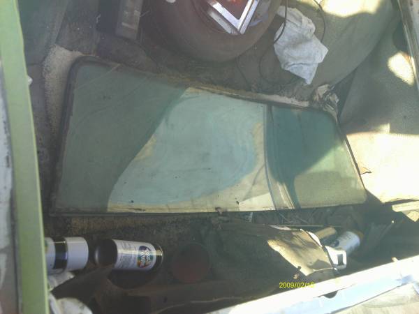 1961/1962  lincoln   sedan used rear glass ( PHONE CALL PLEASE )) 1