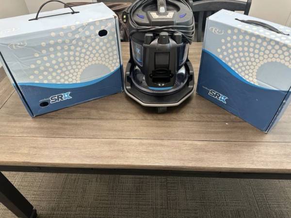 RAINBOW SRX VACUUM CLEANER W/ ATTACHMENTS ~ New Contents Sealed . 1