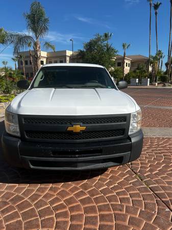 2013 Chevy Silverado 1500 Camioneta de trabajo V6 - $6,500 (Chandler)63616969578371122