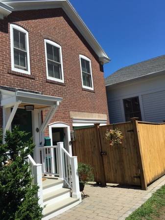 $90 /day Available Nov 1 Furnished studio condo + patio+ parking (Northampton)64016883446401120