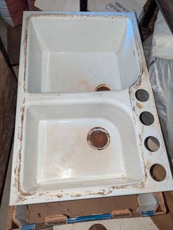 Cast iron double bay sink 1