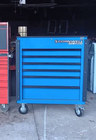 Cornwell Pro-Series 3 outlet/6 drawer - storage / chest / cabinet /box 1