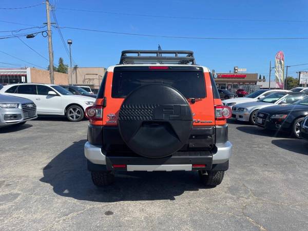 2014 Toyota FJ Cruiser Base 4x4 4dr SUV 5A - $29,940 (- GET APPROVED TODAY - DRIVE TODAY!)63483121460227124
