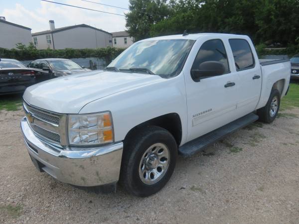 2013 Chevrolet Silverado LS - $2,900 (abajo 6825 e. hwy 290)63621923063041121