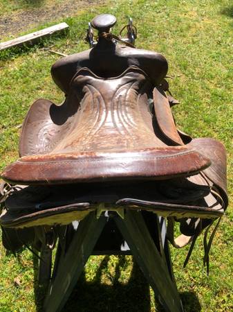 Saddle 1