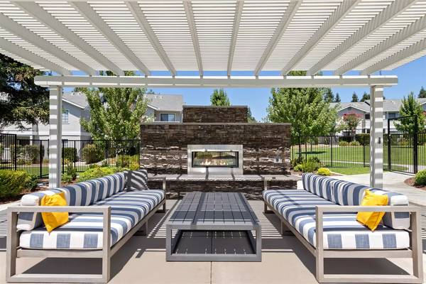 $1,820 / 1br - 730ft2 - Live in style at Dominion Heights! Newly renovated 1 bed / 1 bath! (Fresno - Fresno)63872987809155122