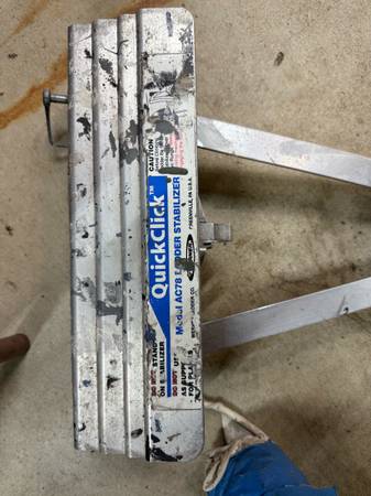 Quick click ladder stabilizer 1