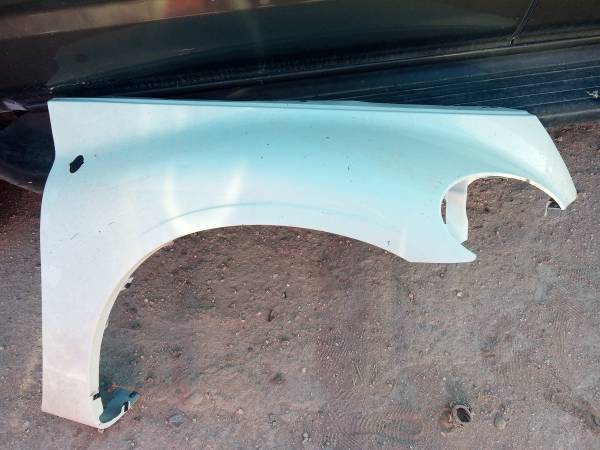 06-08 PT Cruiser Passenger Fender 1