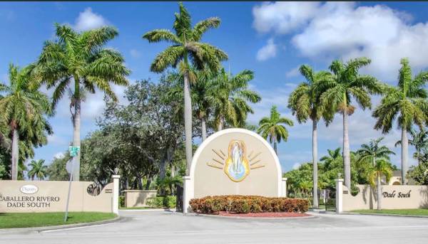 Caballero Rivero Woodland Park South  Double-Depth Concrete Crypt 1
