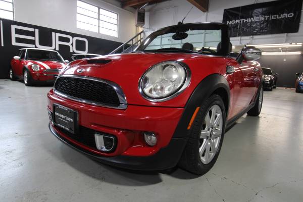 2011 R57 MINI COOPER S Convertible CHILI RED 6 spd 108K SUMMER READY - $5,900 (Specializing in MINI's ONLY / Indoor Showroom)63477137435777123