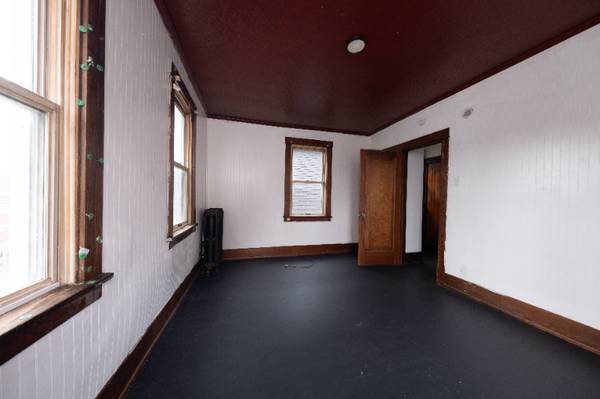 $1200.00 / 3br - Rent-to-Own Home – Fully Renovated!64013366850433124