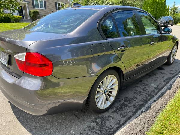 BMW 328i Xdrive 6spd very low mileage - $11,900 (White Plains)63654715209345121